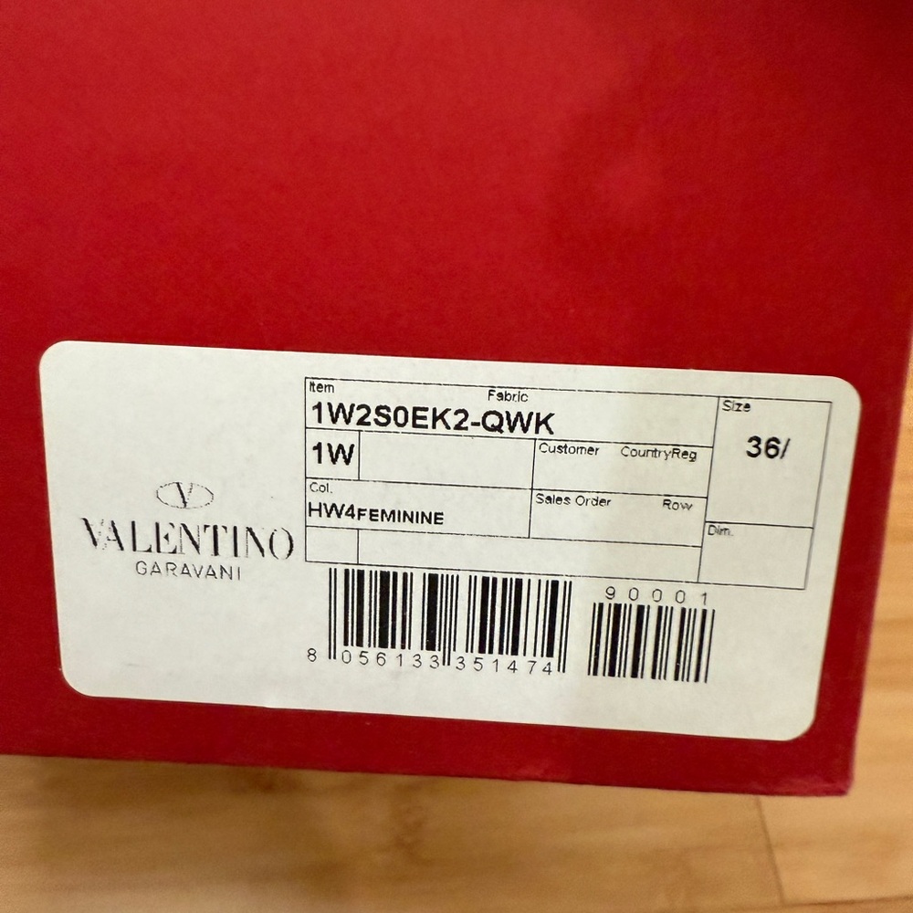 Valentino Garavani Rose Edition Sandals - Picture 8 of 8